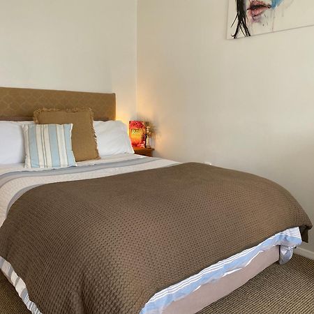 Wee Blue Bnb- Central Cosy Villa Timaru Eksteriør bilde